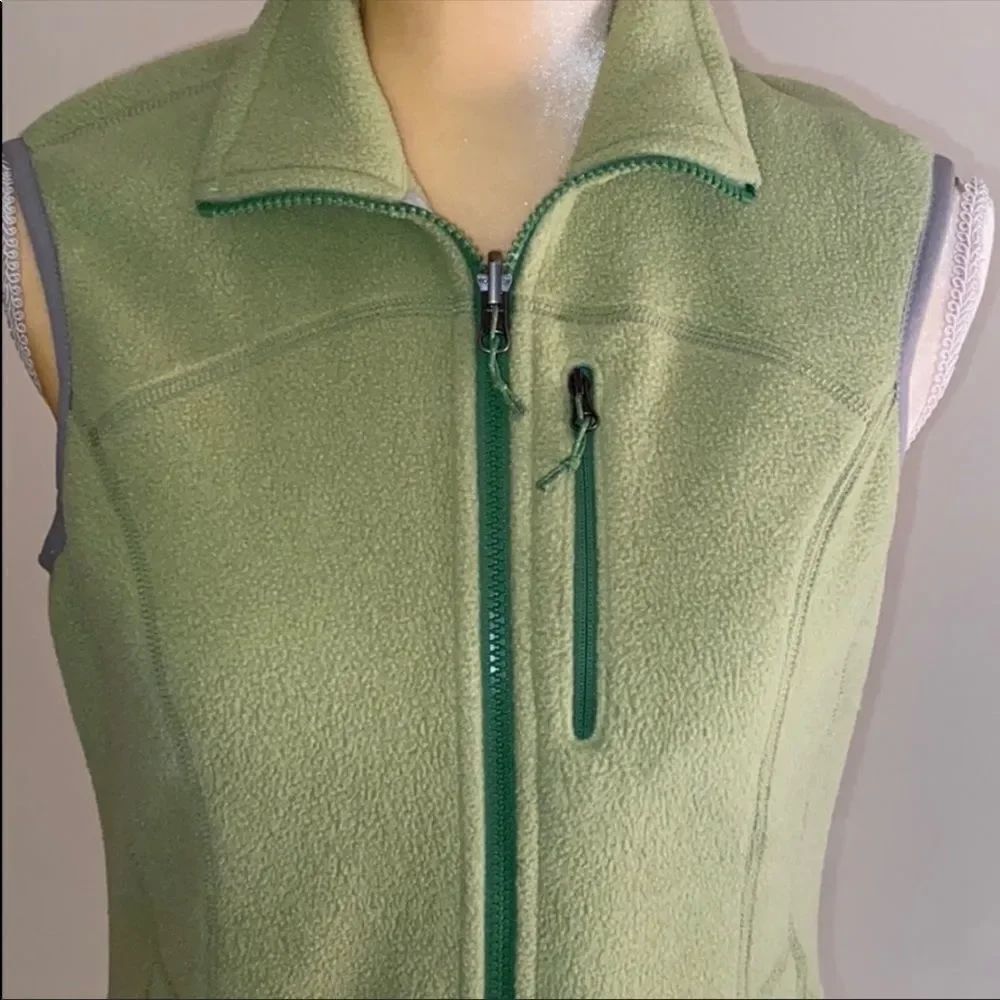 ✨ Polartec Fleece Vest✨ - Picture 4 of 7